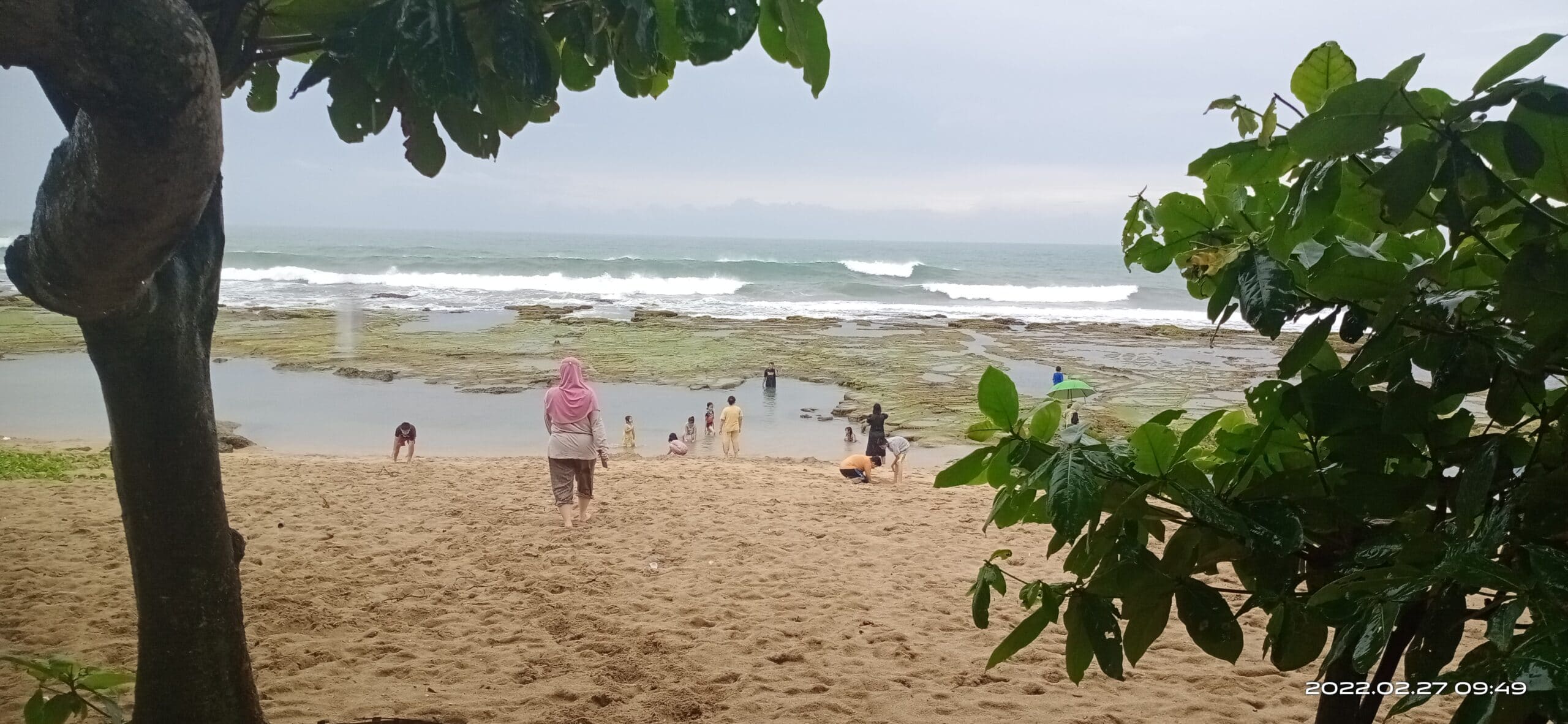 Pantai Pasput Panggarangan Lebak Banten